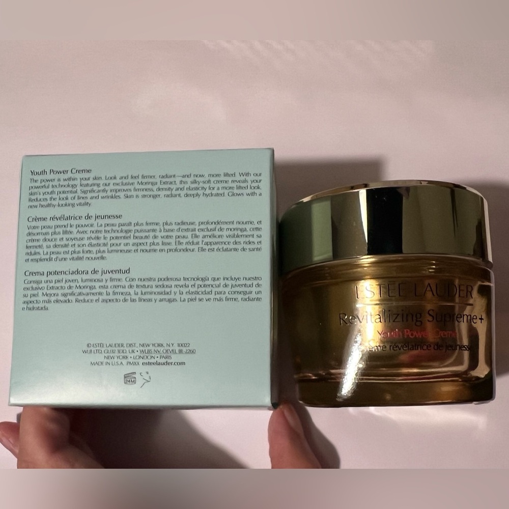 Estee Lauder Revitalizing Supreme+ Youth Power Creme - 1.7 fl oz - Picture 6 of 7